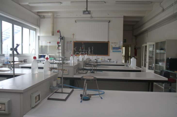 Laboratorio di Chimica_IIS Galilei Jesi